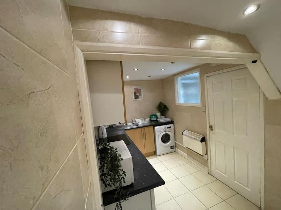 Stylish Cosy Studio Apartment Gravesend Exteriör bild