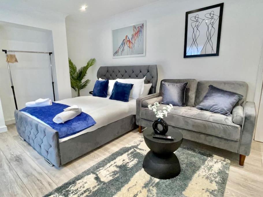 Stylish Cosy Studio Apartment Gravesend Exteriör bild